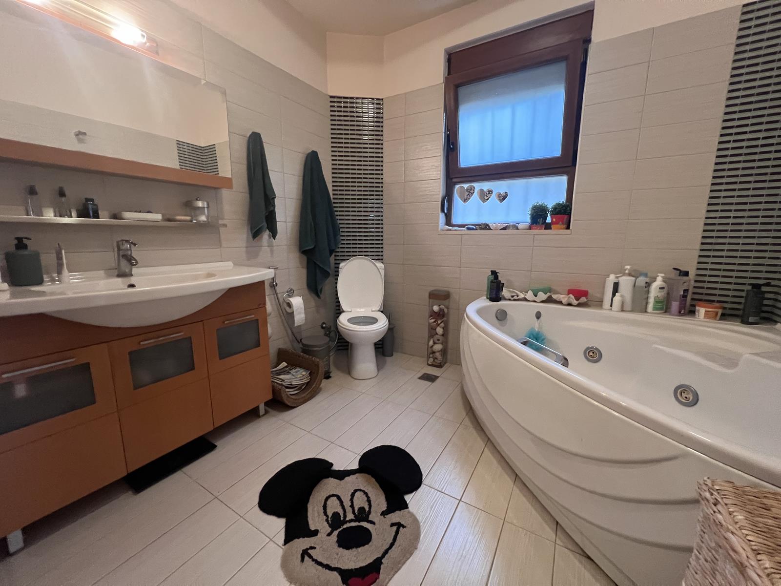 4 Bed, 2 Bath, HouseFor Sale, Chania, Crete