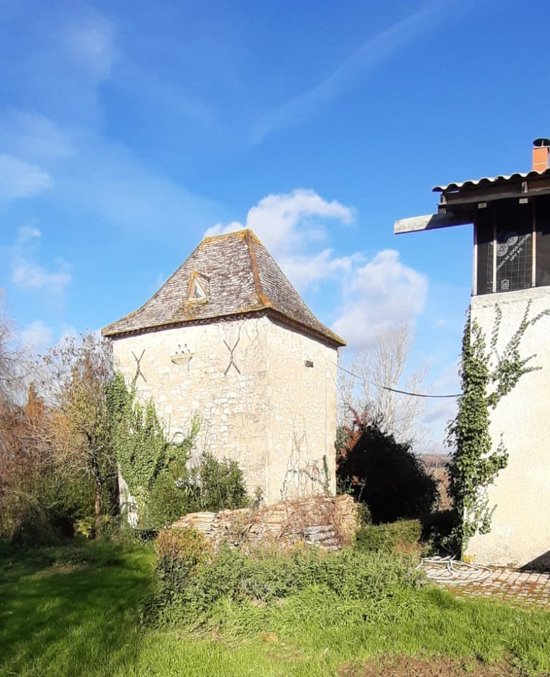 3 Bed, 1 Bath, HouseFor Sale, Lauzun, Lot-et-Garonne, Aquitaine, 47410
