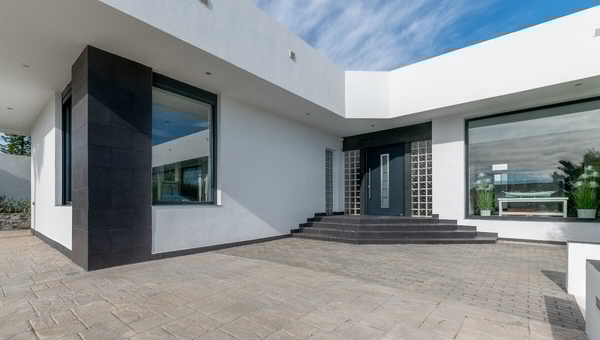 4 Bed, 4 Bath, HouseFor Sale, La Duquesa, Malaga