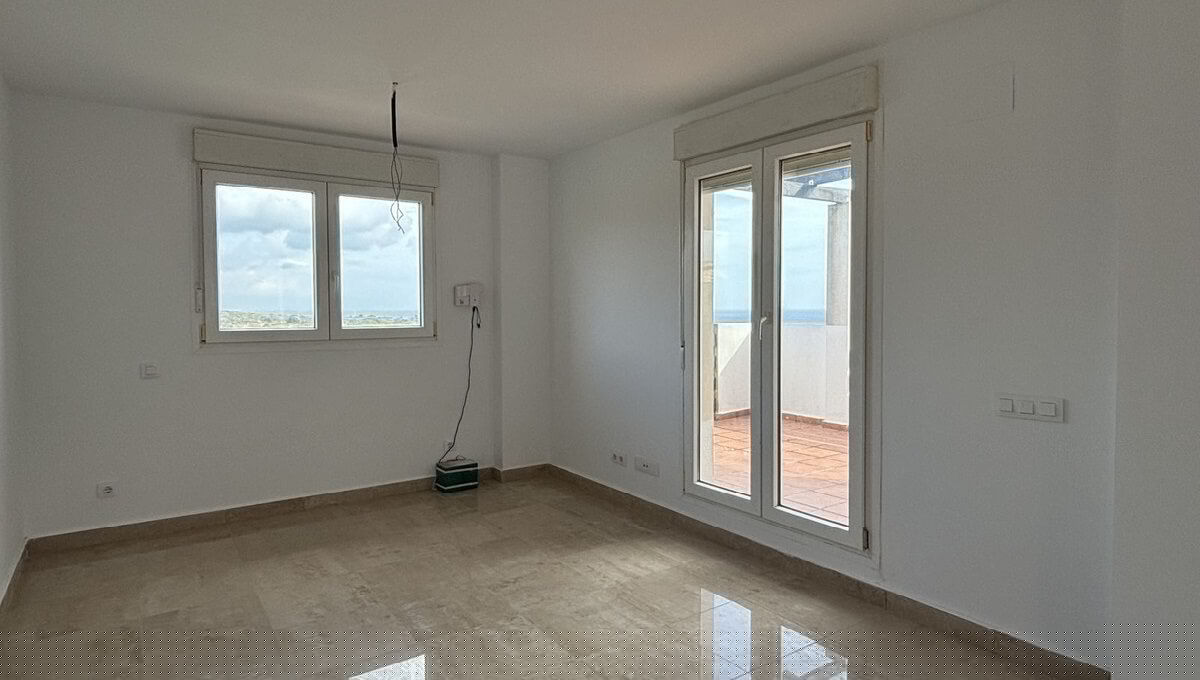 3 Bed, 2 Bath, ApartmentFor Sale, La Duquesa, Malaga