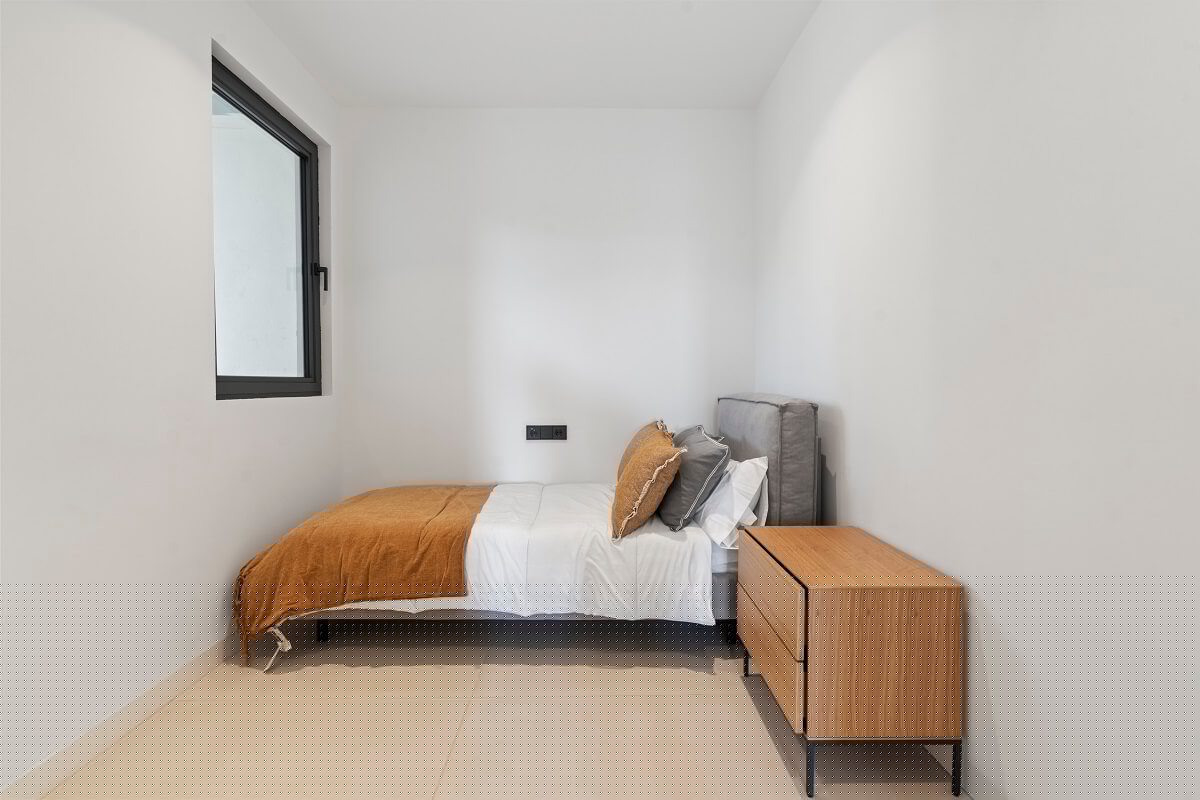 4 Bed, 4 Bath, ApartmentFor Sale, Estepona, Malaga