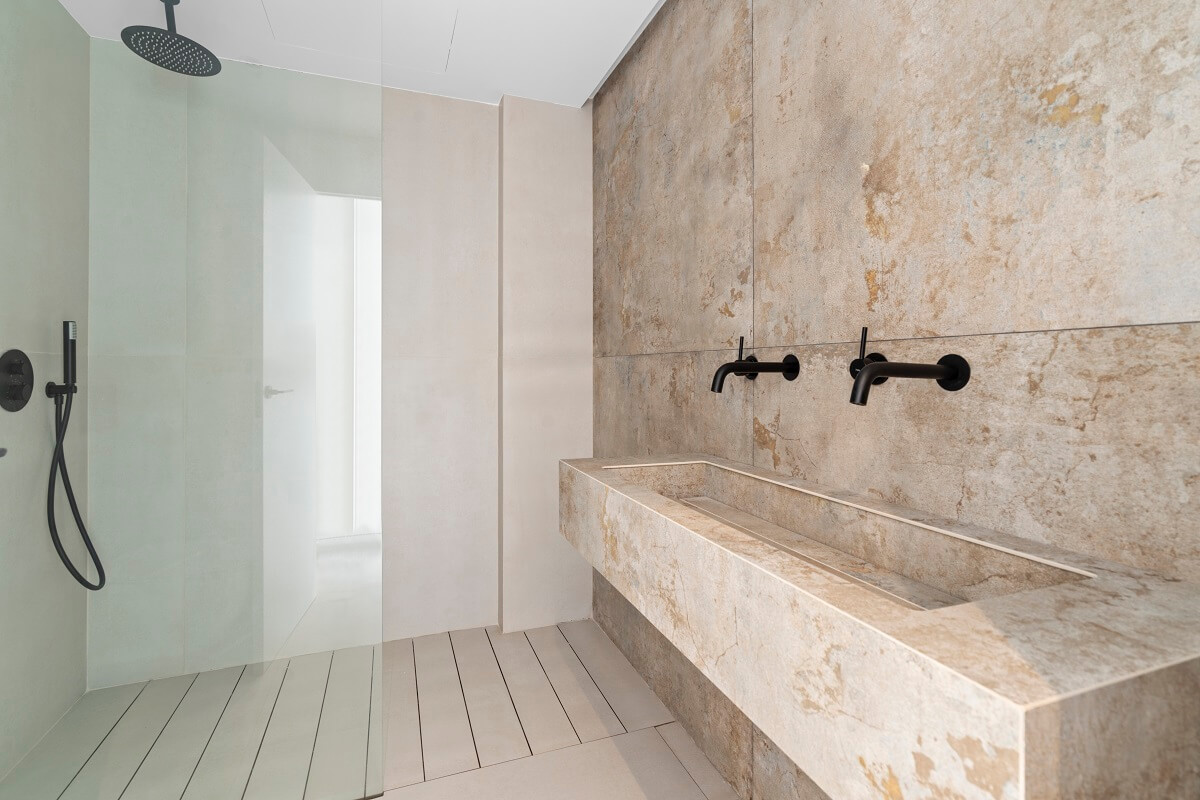 4 Bed, 4 Bath, ApartmentFor Sale, Estepona, Malaga