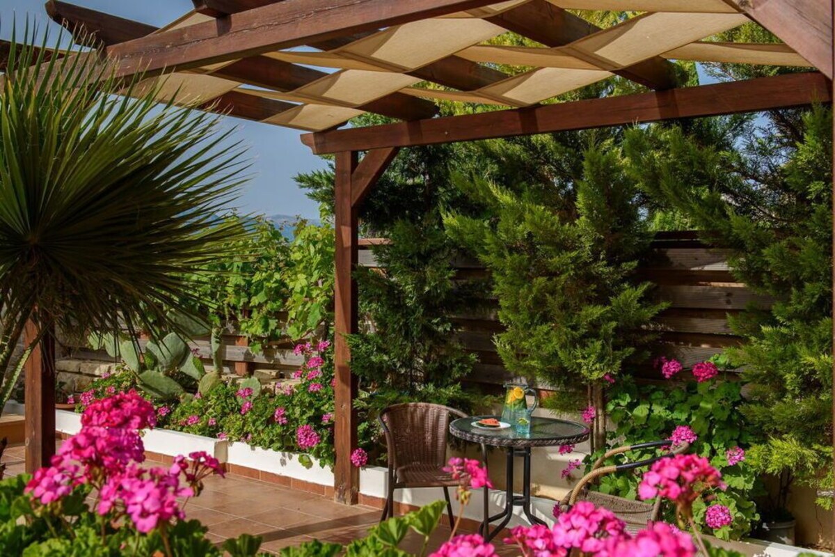 2 Bed, 2 Bath, HouseFor Sale, Heraklion, Crete