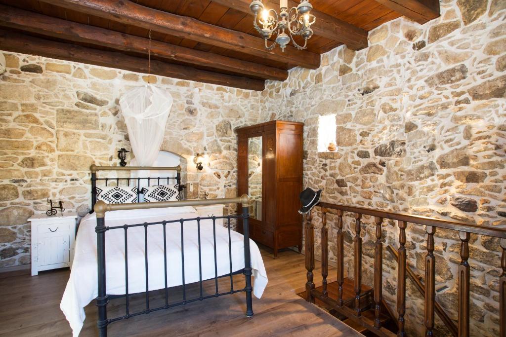 2 Bed, 1 Bath, HouseFor Sale, Heraklion, Crete