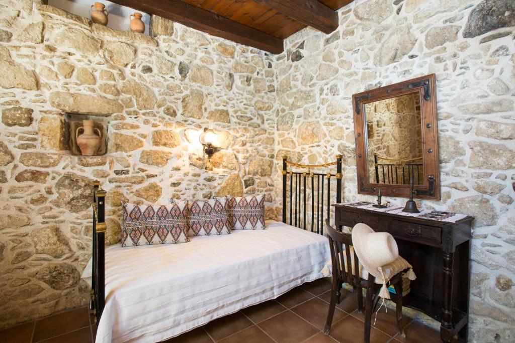 2 Bed, 1 Bath, HouseFor Sale, Heraklion, Crete