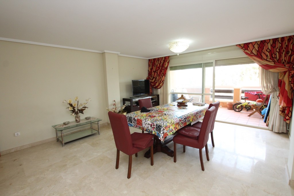 4 Bed, 3 Bath, HouseFor Sale, Marbella, Malaga