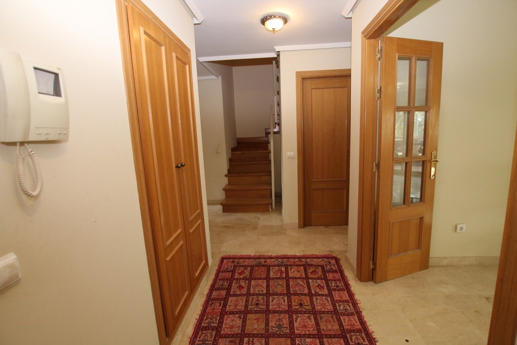 4 Bed, 3 Bath, HouseFor Sale, Marbella, Malaga