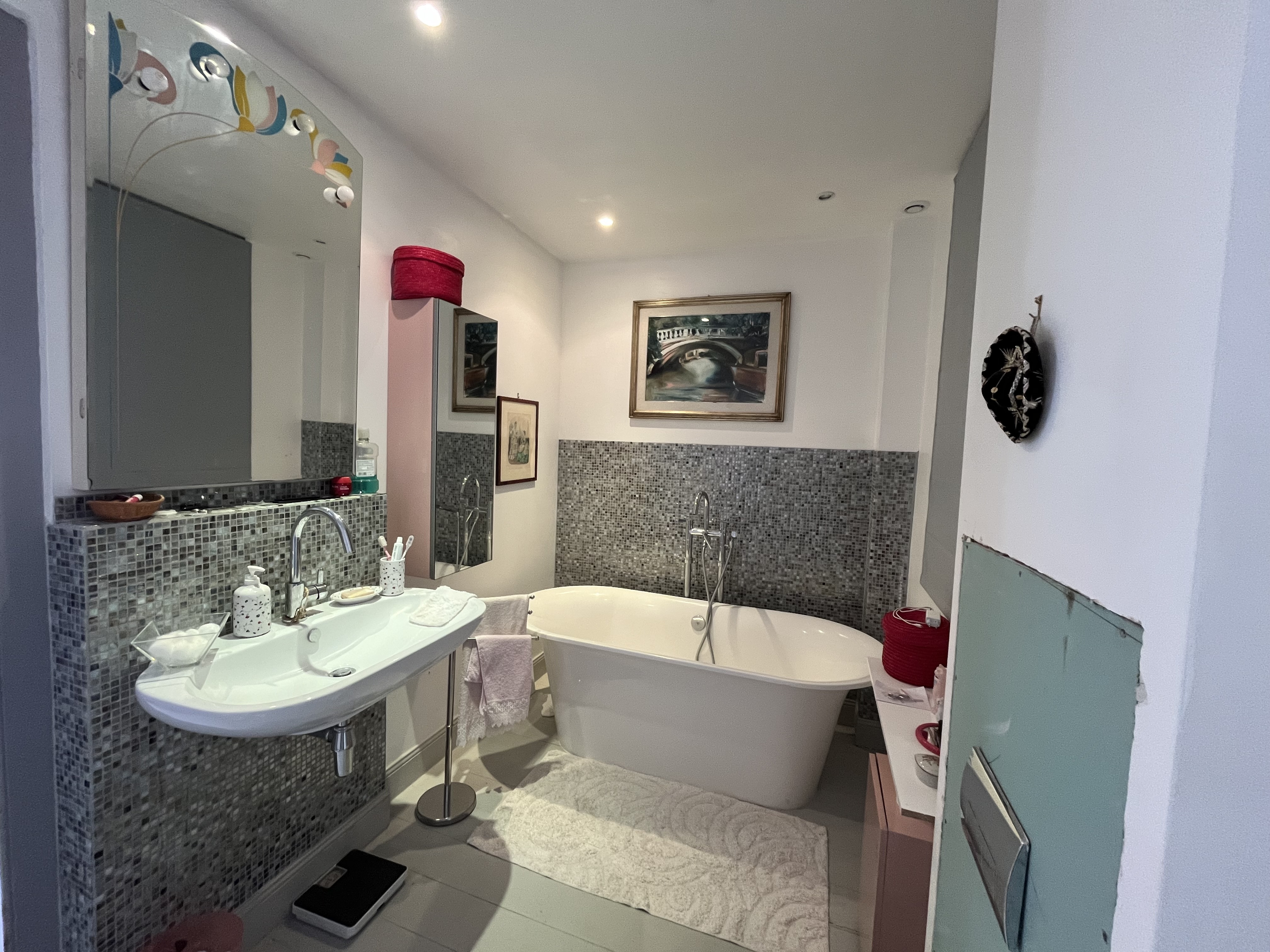 2 Bed, 2 Bath, HouseFor Sale, Castillonnes, Lot-et-Garonne, Aquitaine, 47330