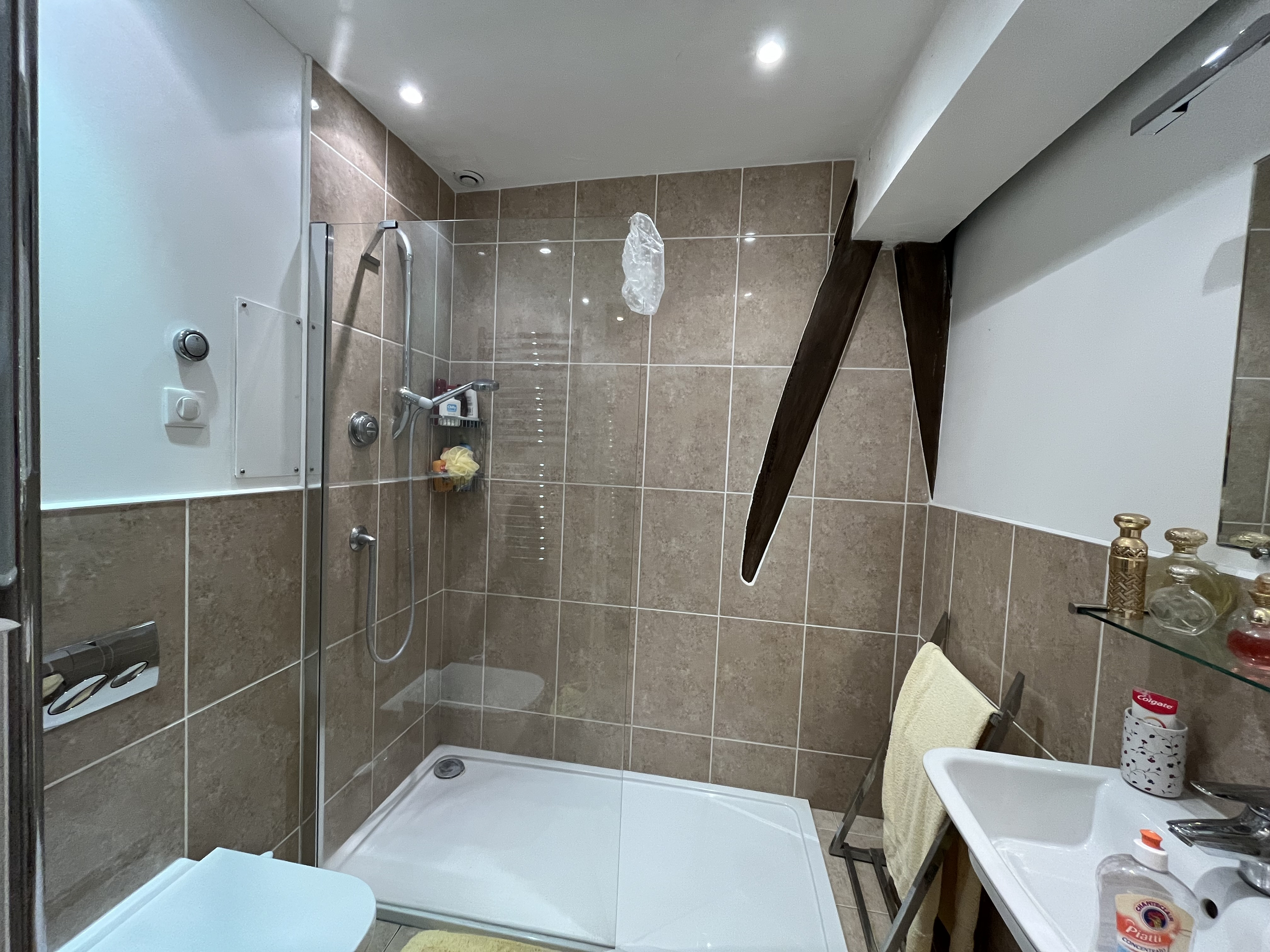 2 Bed, 2 Bath, HouseFor Sale, Castillonnes, Lot-et-Garonne, Aquitaine, 47330