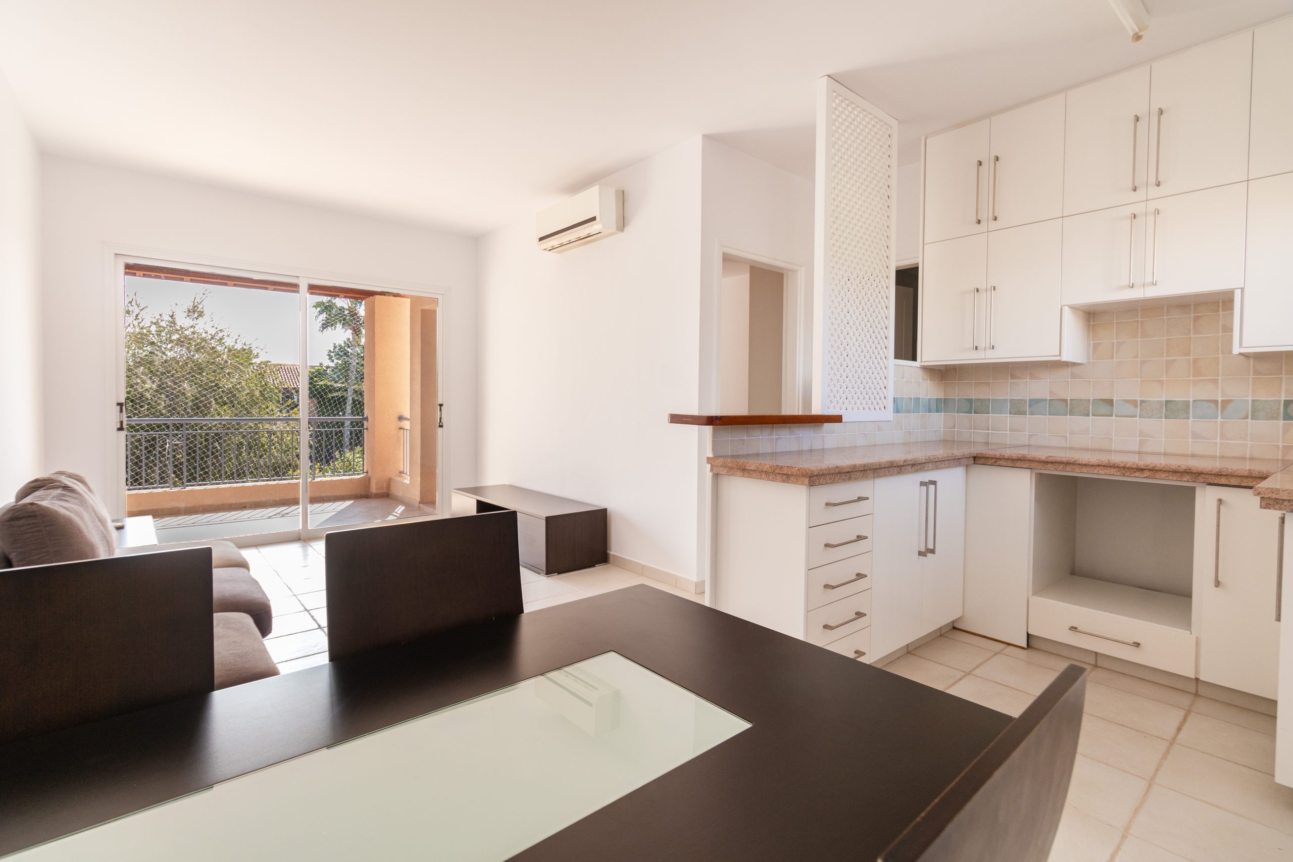 1 Bed, 1 Bath, ApartmentFor Sale, Mandria, Paphos