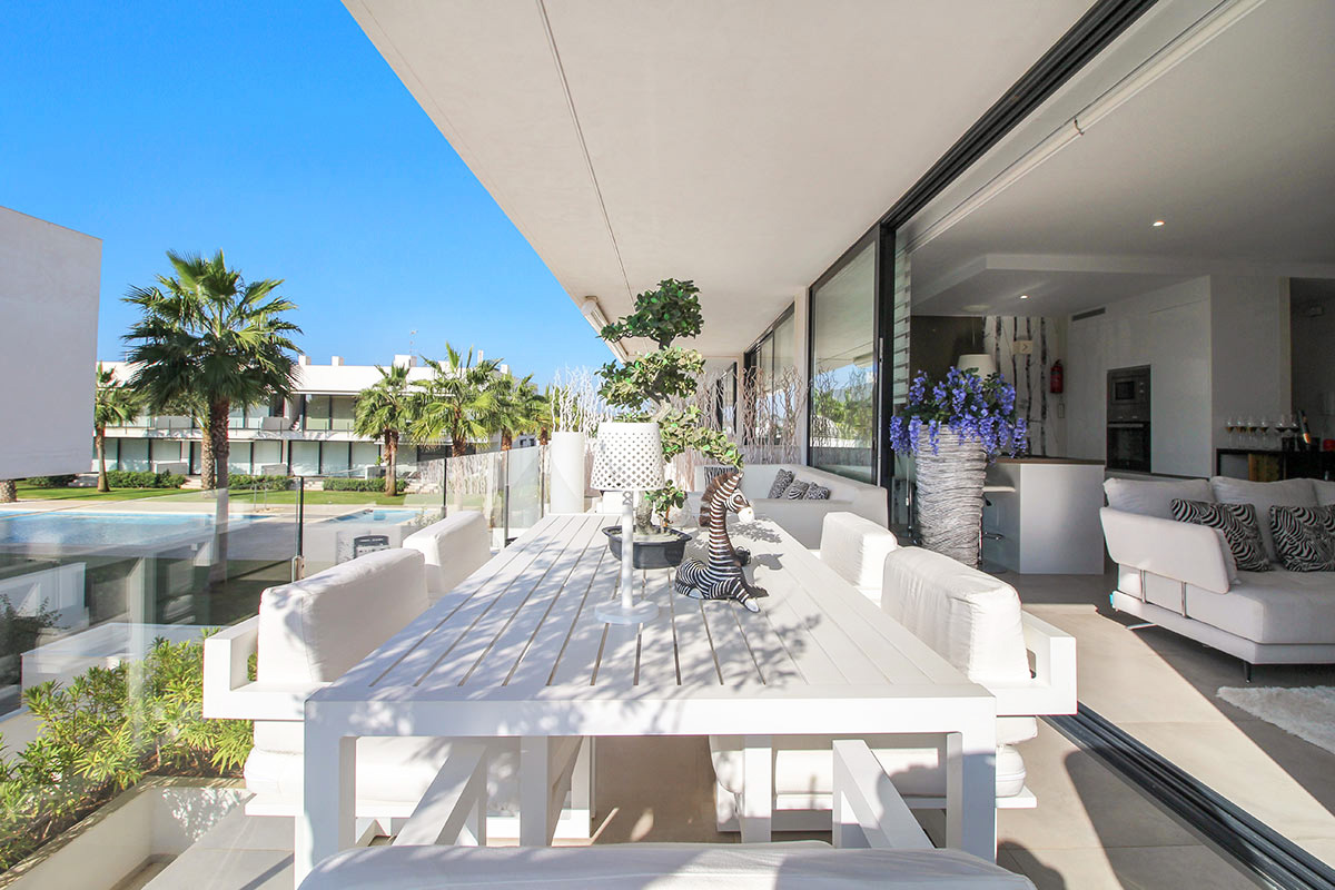 3 Bed, 2 Bath, ApartmentFor Sale, Mar De Cristal, Murcia