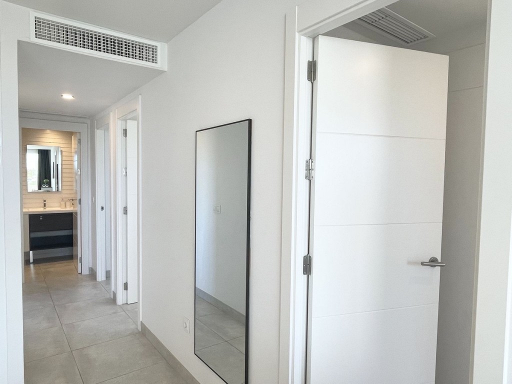 3 Bed, 2 Bath, ApartmentFor Sale, La Cala de Mijas, Malaga