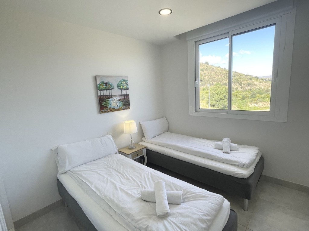 3 Bed, 2 Bath, ApartmentFor Sale, La Cala de Mijas, Malaga