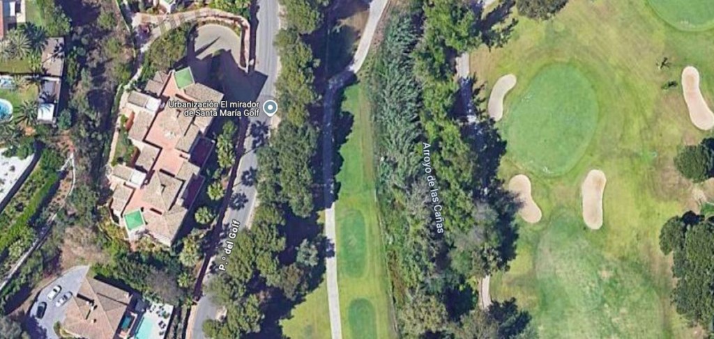 3 Bed, 2 Bath, ApartmentFor Sale, Elviria, Malaga