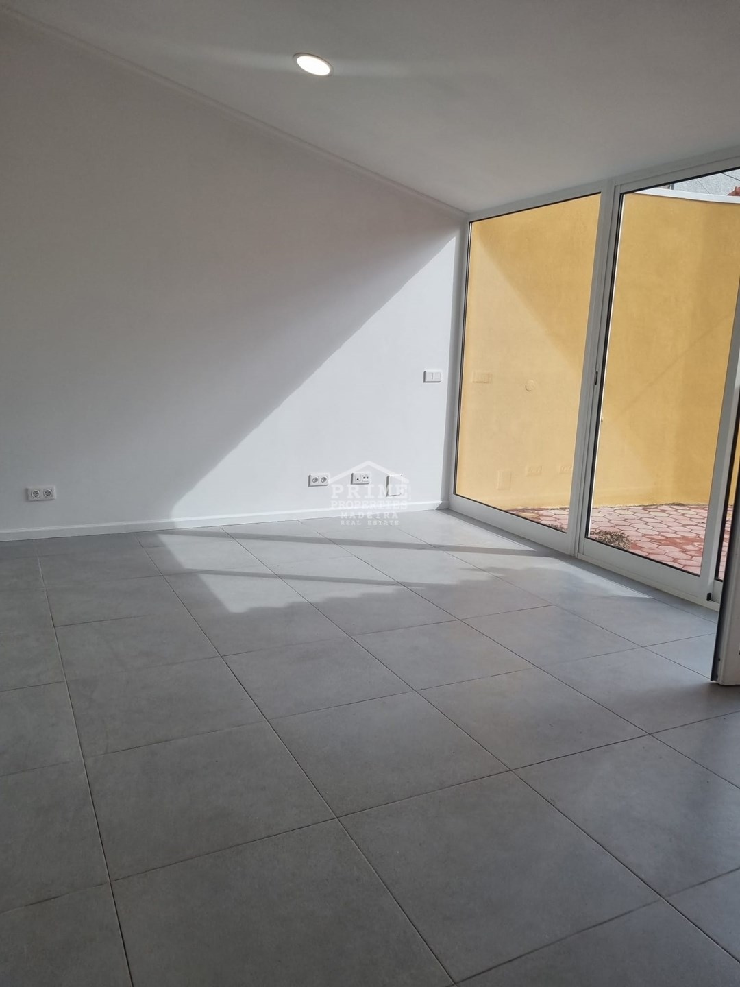 3 Bed, 3 Bath, HouseFor Sale, Funchal, Ilha da Madeira, 9000-057