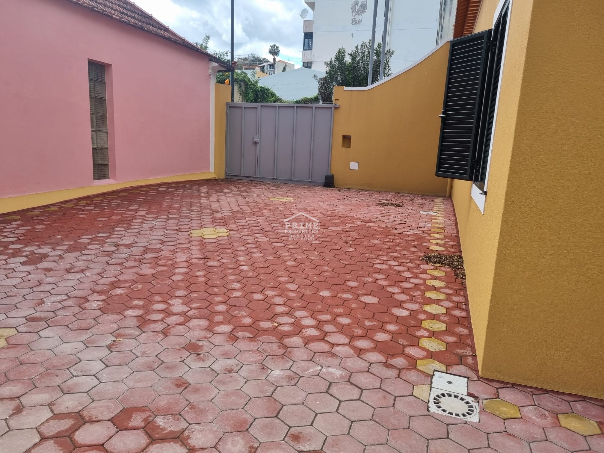 3 Bed, 3 Bath, HouseFor Sale, Funchal, Ilha da Madeira, 9000-057