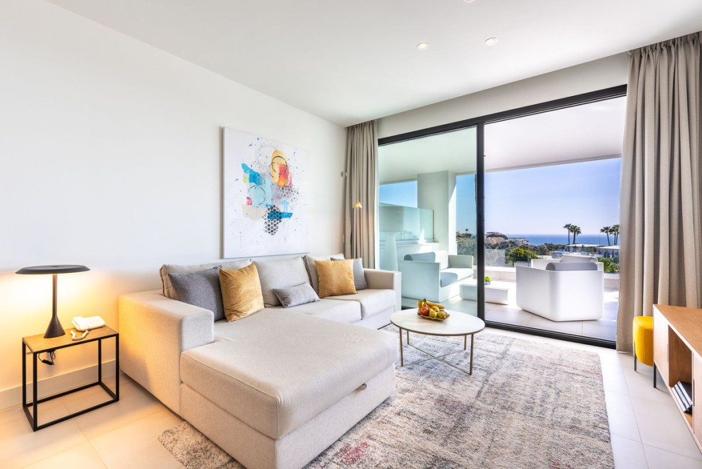 2 Bed, 3 Bath, ApartmentFor Sale, Mijas Costa, Malaga