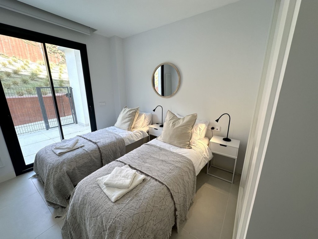 3 Bed, 2 Bath, ApartmentFor Sale, Fuengirola, Malaga