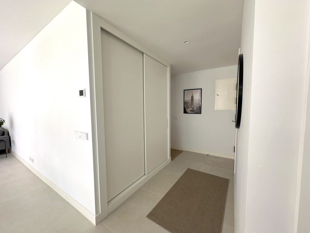 3 Bed, 2 Bath, ApartmentFor Sale, Fuengirola, Malaga