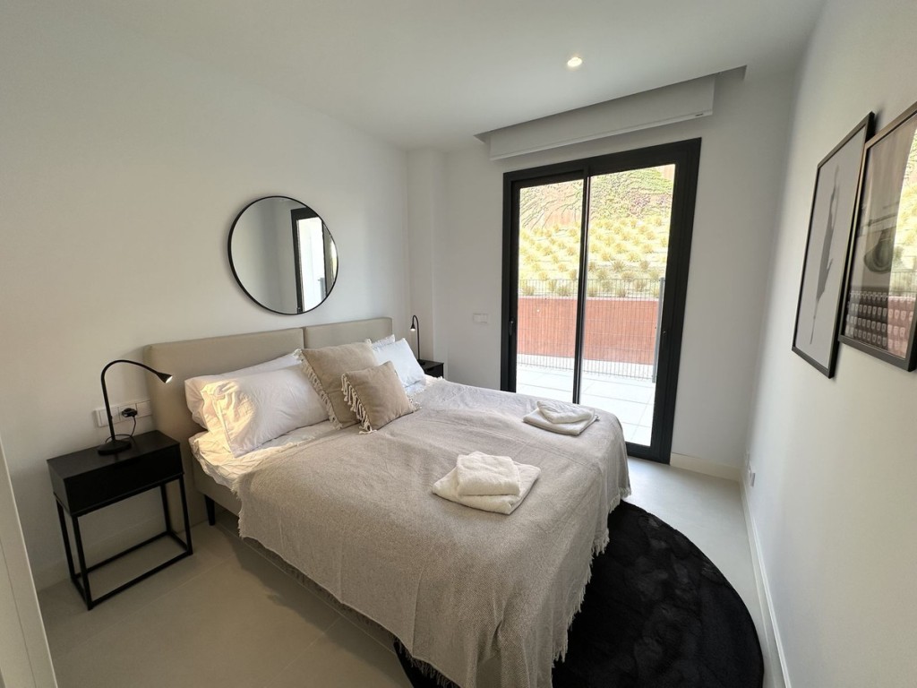 3 Bed, 2 Bath, ApartmentFor Sale, Fuengirola, Malaga