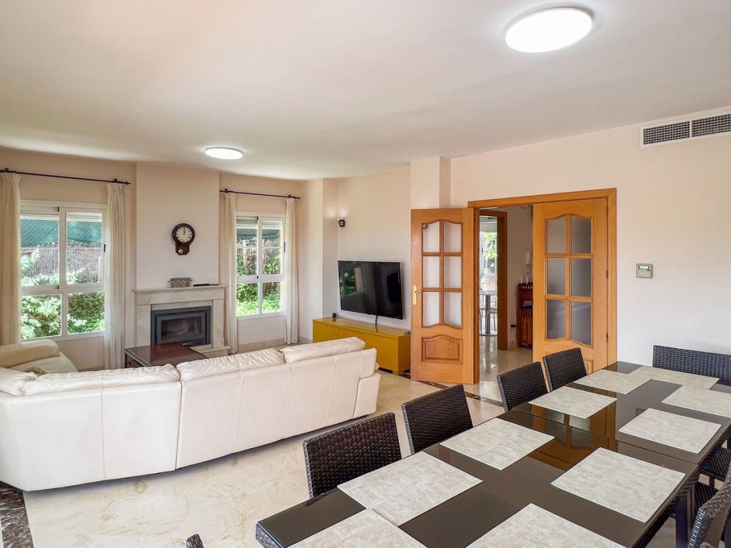 4 Bed, 4 Bath, HouseFor Sale, Mijas Costa, Malaga