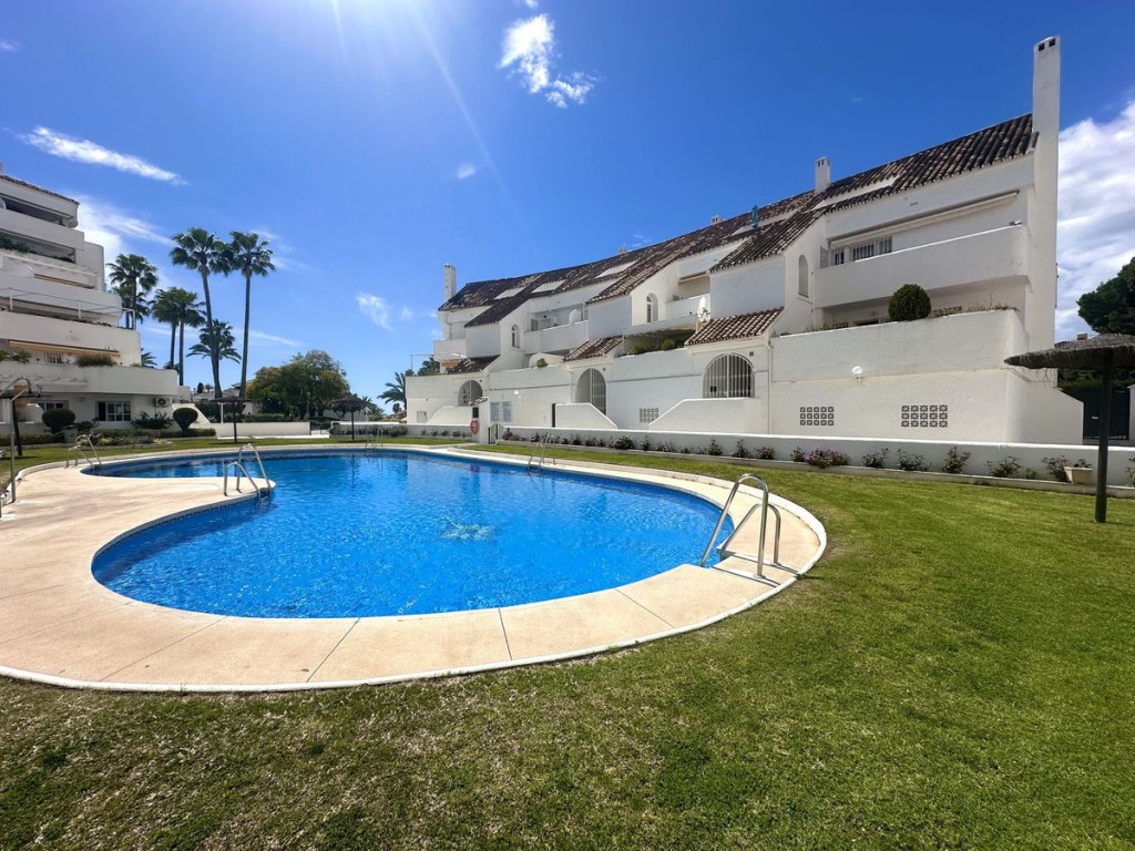 2 Bed, 2 Bath, ApartmentFor Sale, Nueva Andalucia, Malaga