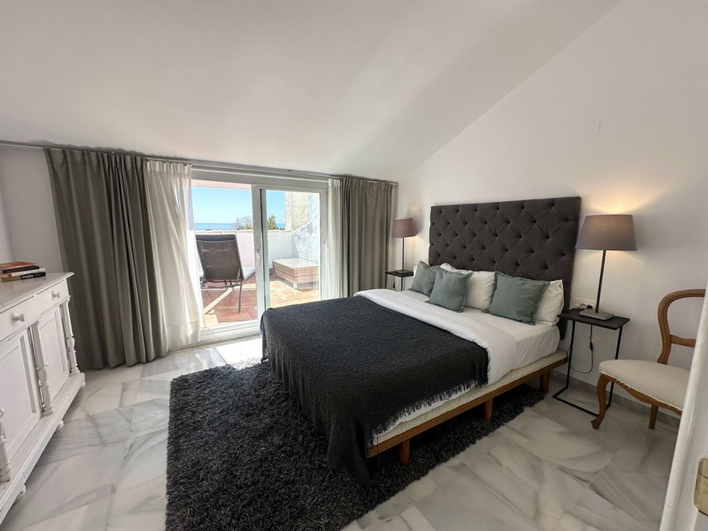 2 Bed, 2 Bath, ApartmentFor Sale, Nueva Andalucia, Malaga