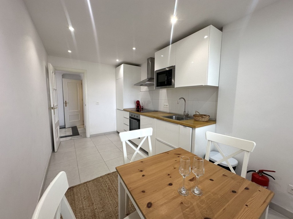 2 Bed, 2 Bath, ApartmentFor Sale, Nueva Andalucia, Malaga