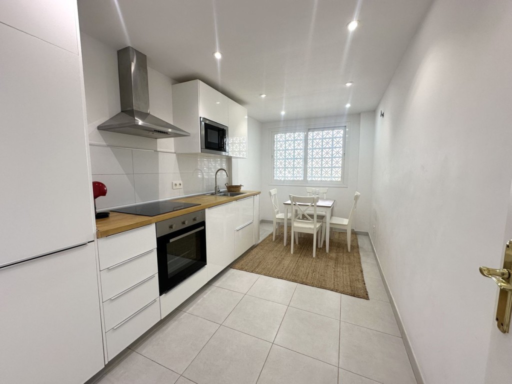 2 Bed, 2 Bath, ApartmentFor Sale, Nueva Andalucia, Malaga