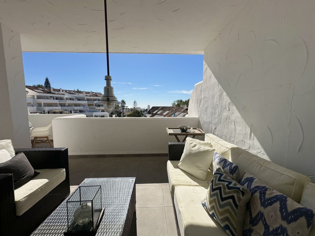 2 Bed, 2 Bath, ApartmentFor Sale, Nueva Andalucia, Malaga