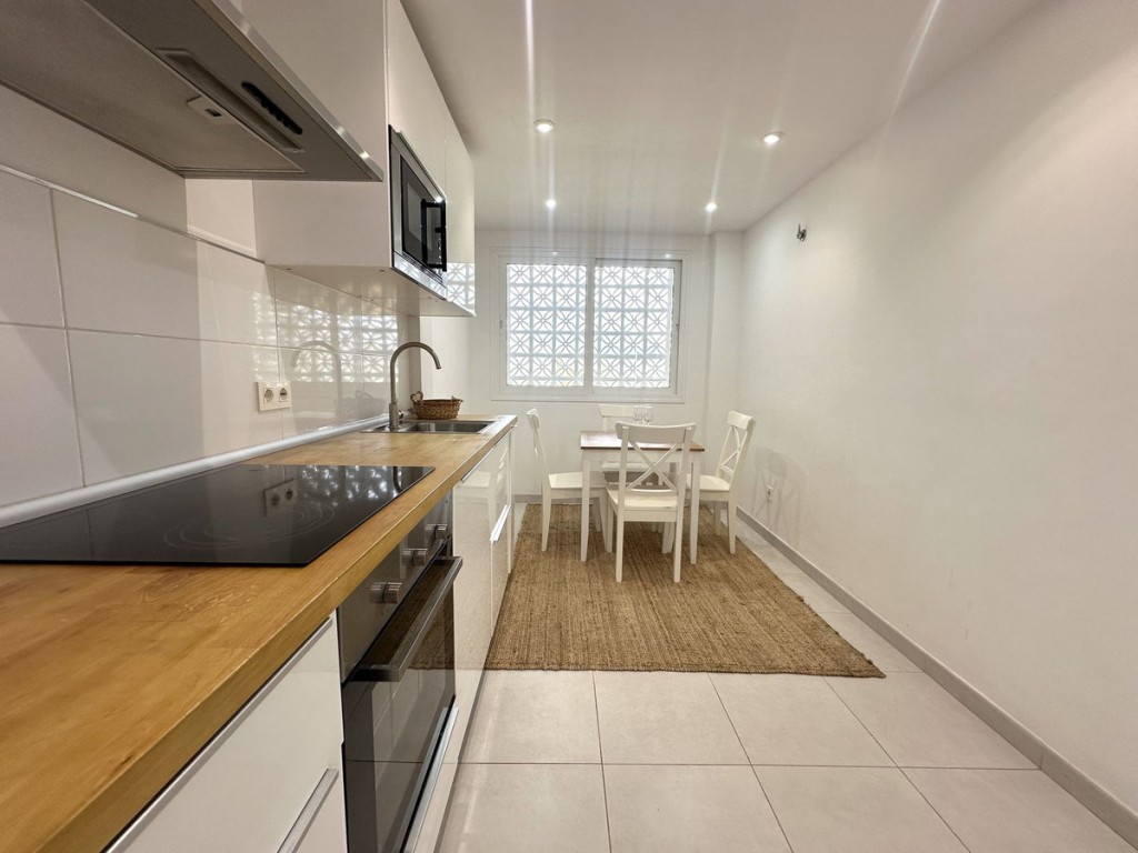2 Bed, 2 Bath, ApartmentFor Sale, Nueva Andalucia, Malaga