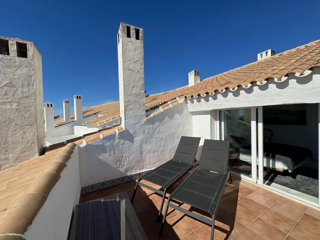 2 Bed, 2 Bath, ApartmentFor Sale, Nueva Andalucia, Malaga