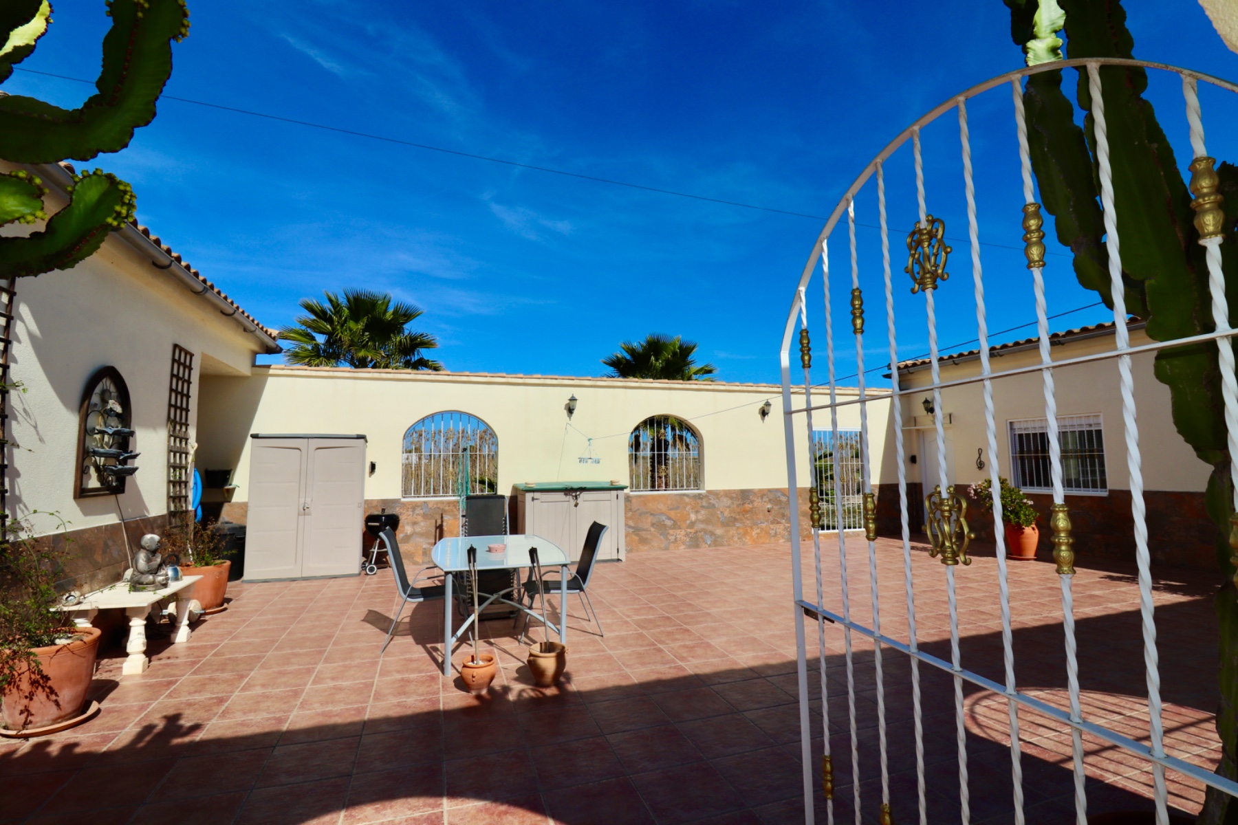 5 Bed, 4 Bath, HouseFor Sale, Catral, Alicante