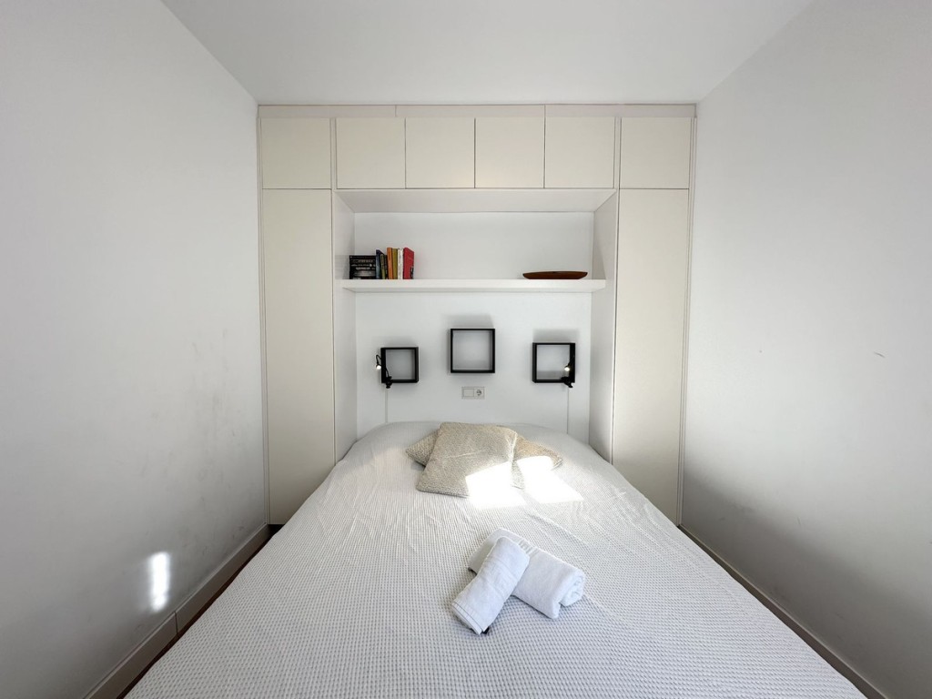 2 Bed, 1 Bath, ApartmentFor Sale, Fuengirola, Malaga