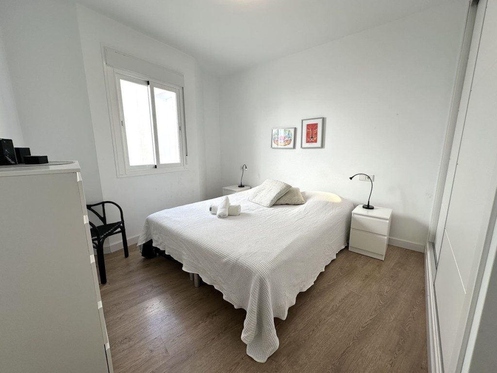 2 Bed, 1 Bath, ApartmentFor Sale, Fuengirola, Malaga