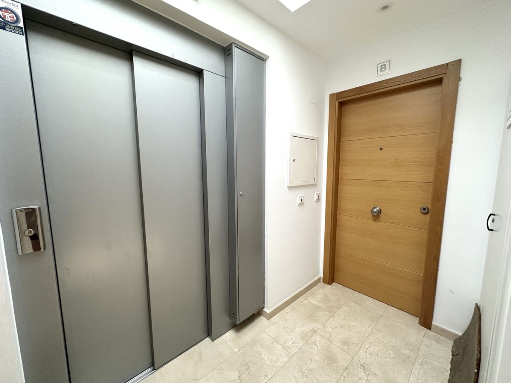 2 Bed, 1 Bath, ApartmentFor Sale, Fuengirola, Malaga