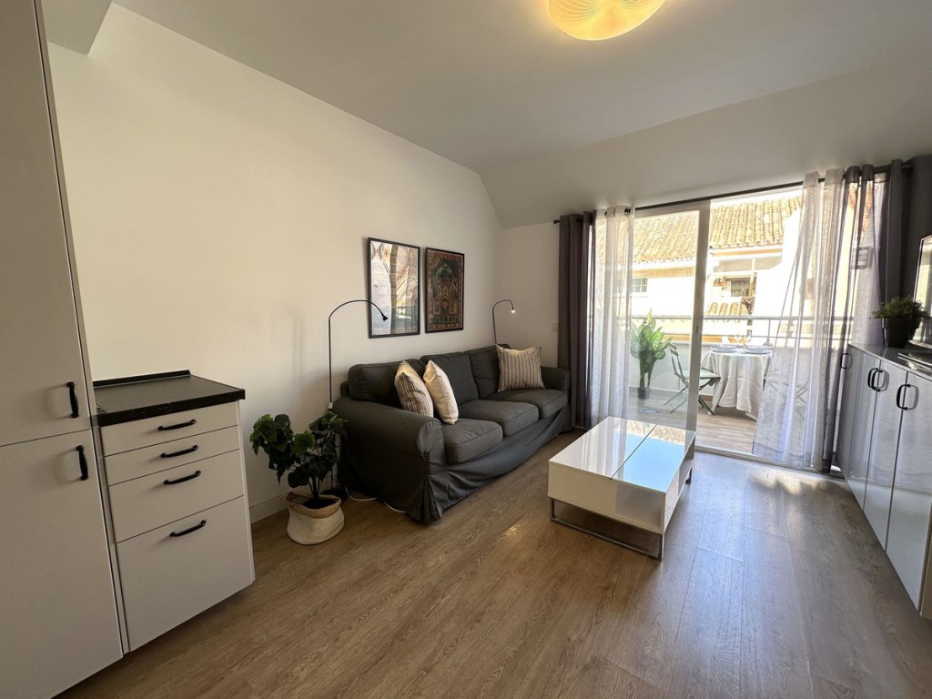 2 Bed, 1 Bath, ApartmentFor Sale, Fuengirola, Malaga