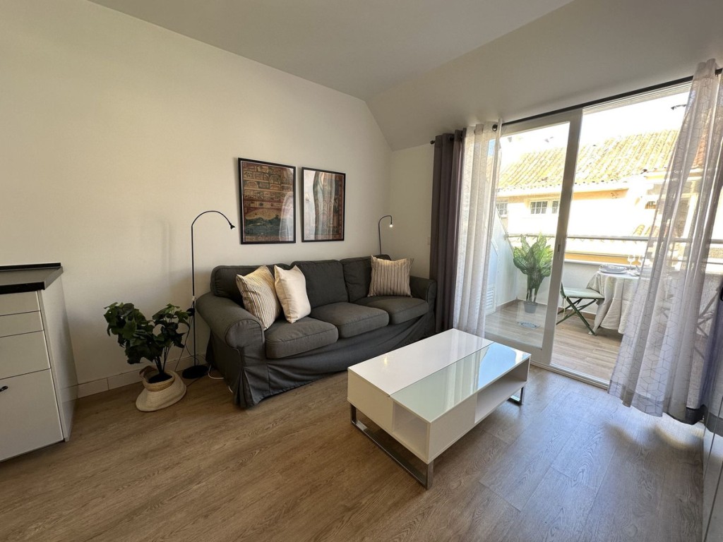 2 Bed, 1 Bath, ApartmentFor Sale, Fuengirola, Malaga