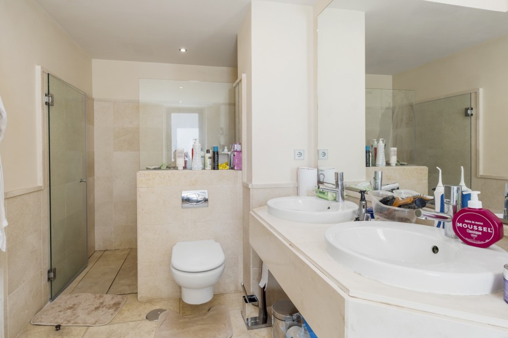 3 Bed, 3 Bath, HouseFor Sale, Benahavis, Malaga