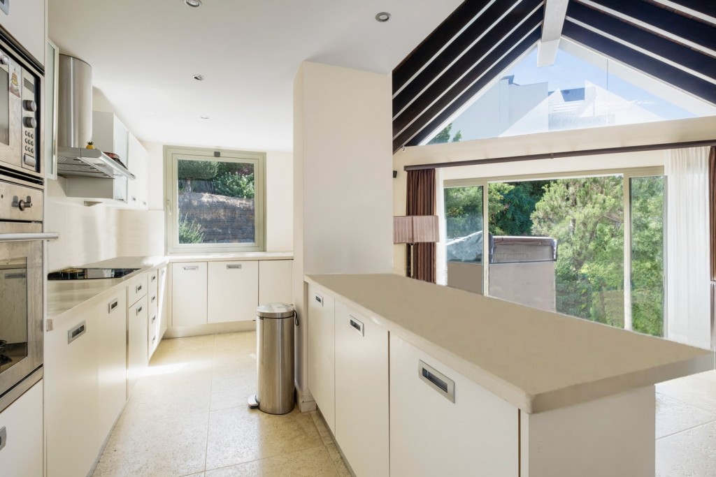 3 Bed, 3 Bath, HouseFor Sale, Benahavis, Malaga