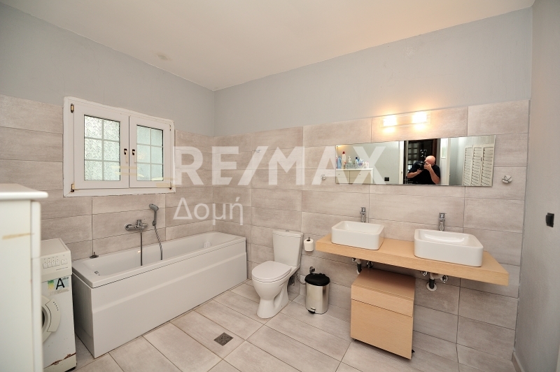 4 Bed, 1 Bath, HouseFor Sale, Main town - Chora, Skiathos, Sporades