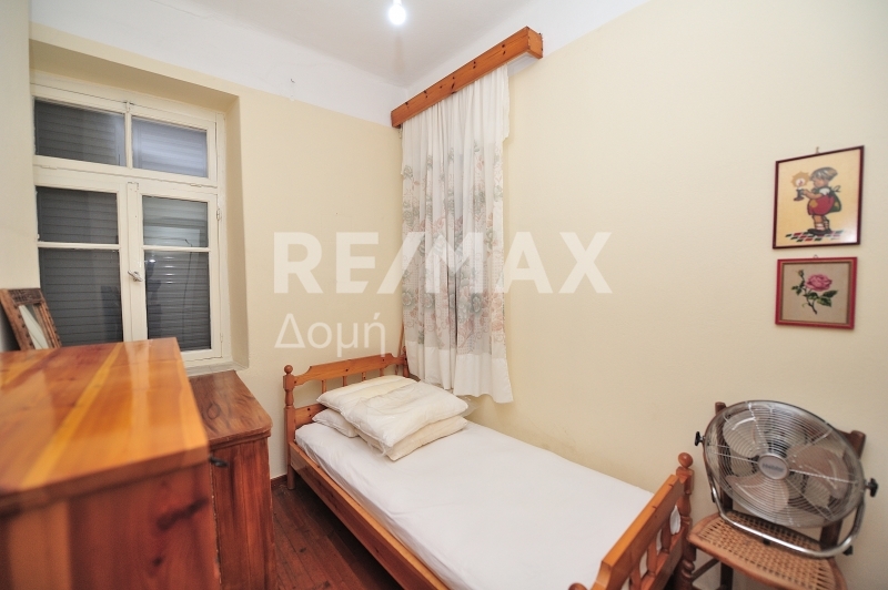 4 Bed, 1 Bath, HouseFor Sale, Main town - Chora, Skiathos, Sporades