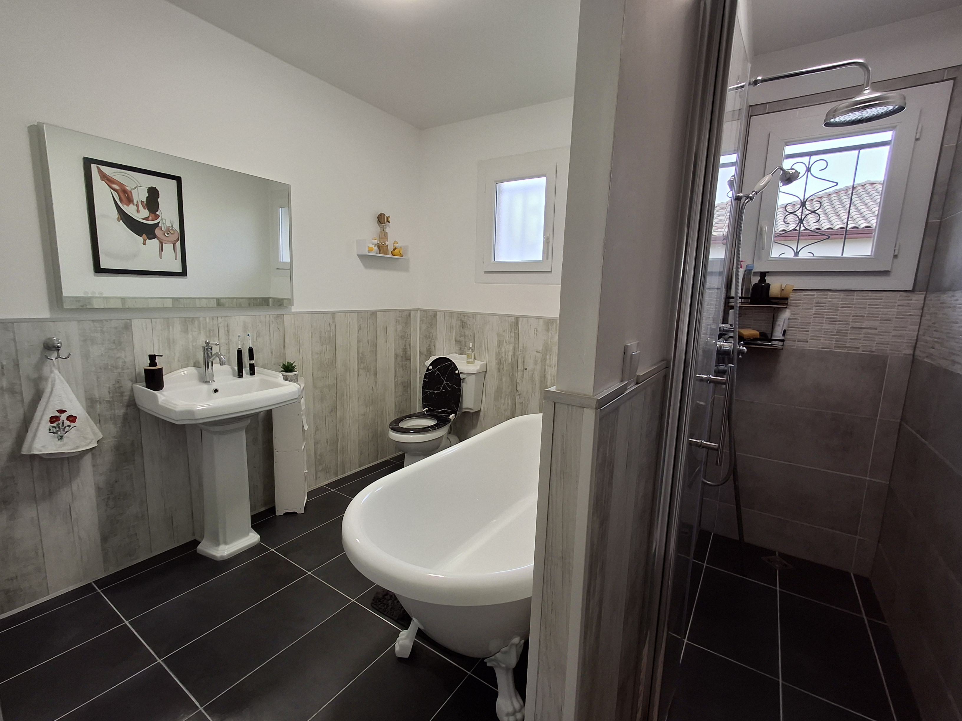 3 Bed, 1 Bath, HouseFor Sale, Saint-pardoux-isaac, Lot-et-Garonne, Aquitaine, 47800