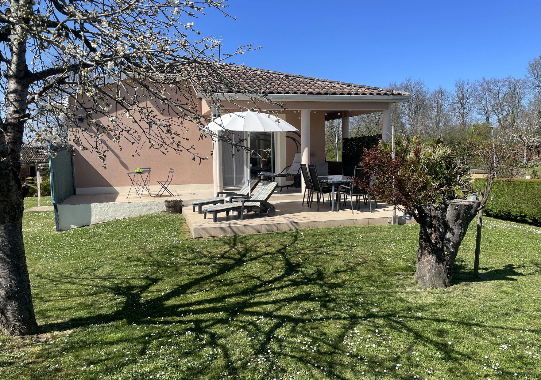 3 Bed, 1 Bath, HouseFor Sale, Saint-pardoux-isaac, Lot-et-Garonne, Aquitaine, 47800
