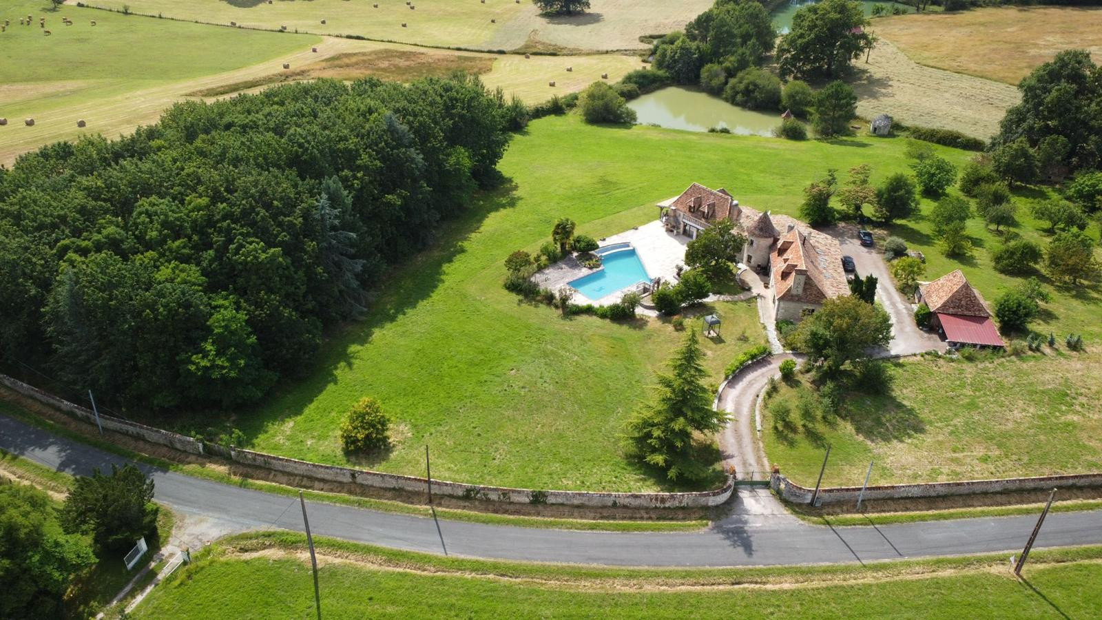 6 Bed, 4 Bath, HouseFor Sale, Bergerac, Dordogne, Aquitaine, 24100