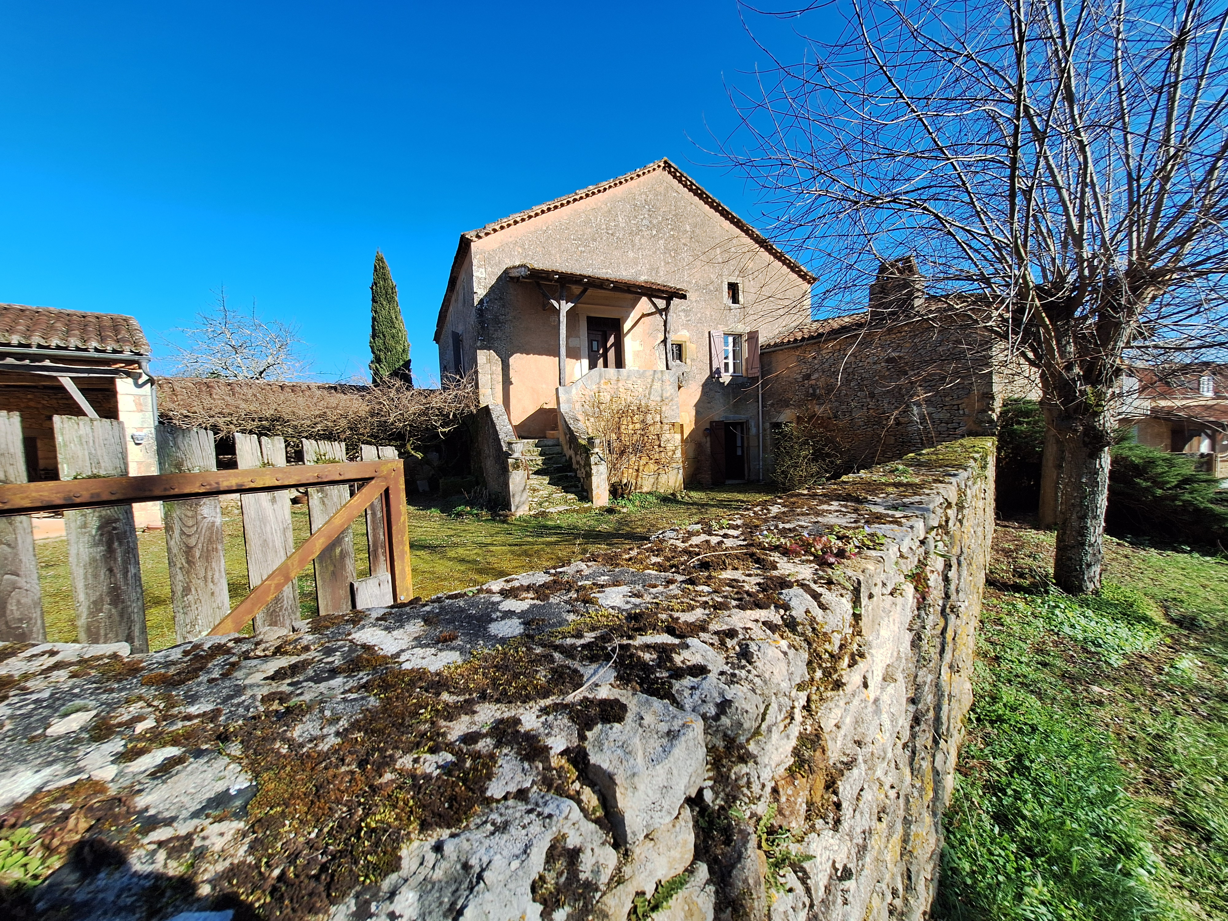 4 Bed, 1 Bath, HouseFor Sale, Fumel, Lot-et-Garonne, Aquitaine, 47500