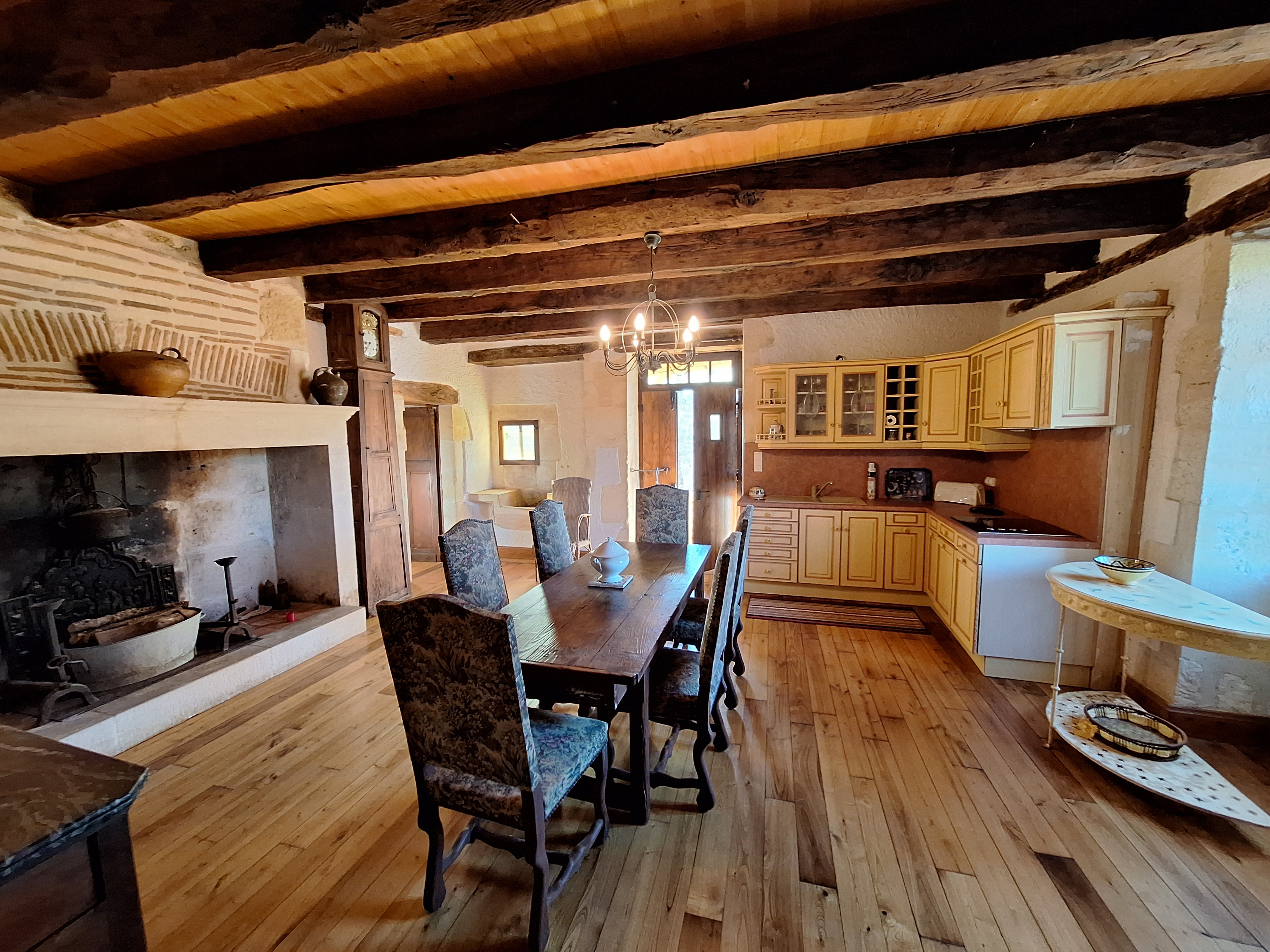 4 Bed, 1 Bath, HouseFor Sale, Fumel, Lot-et-Garonne, Aquitaine, 47500