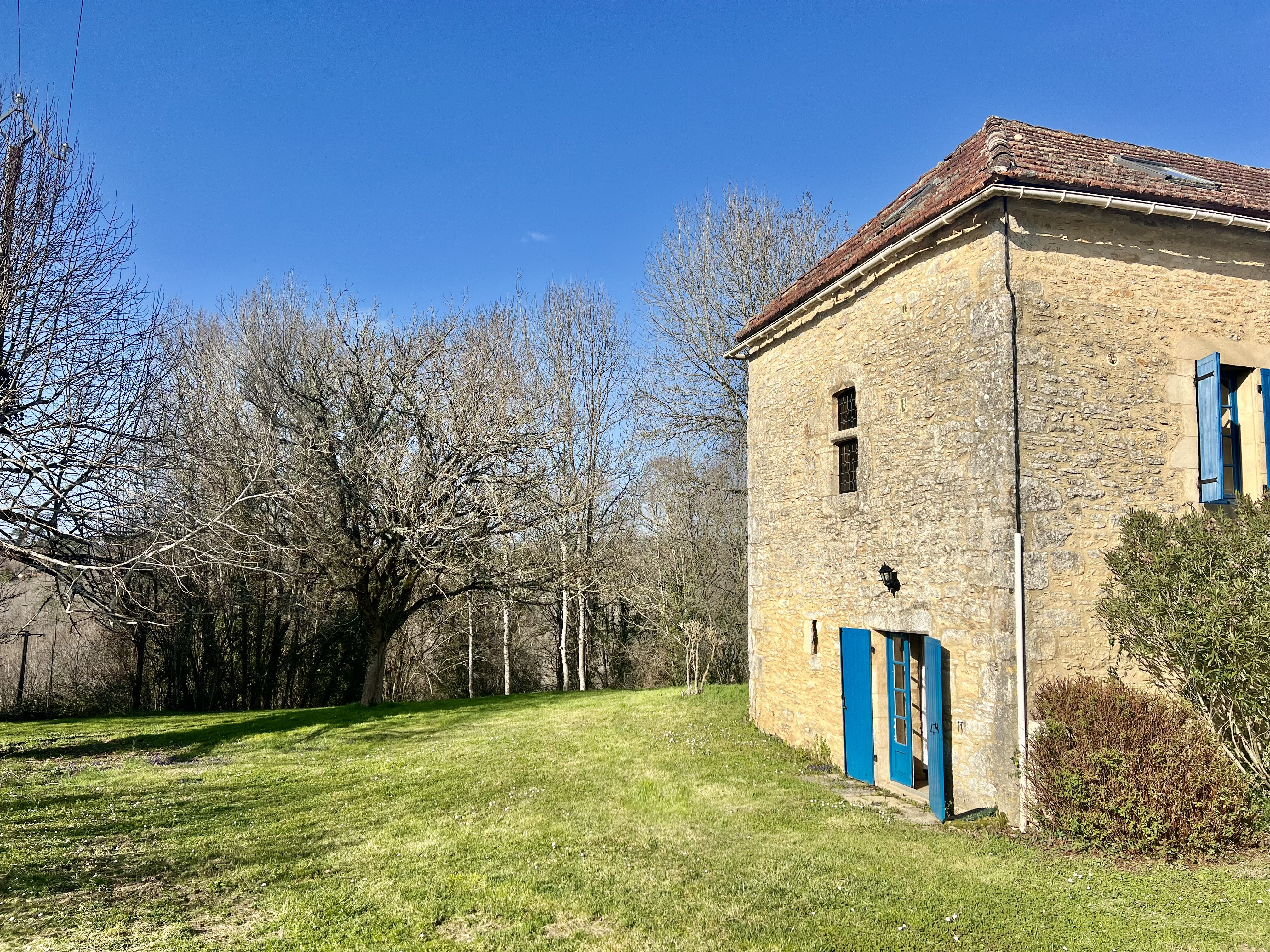 3 Bed, 2 Bath, HouseFor Sale, Villefranche du perigord, Dordogne, Aquitaine, 24550