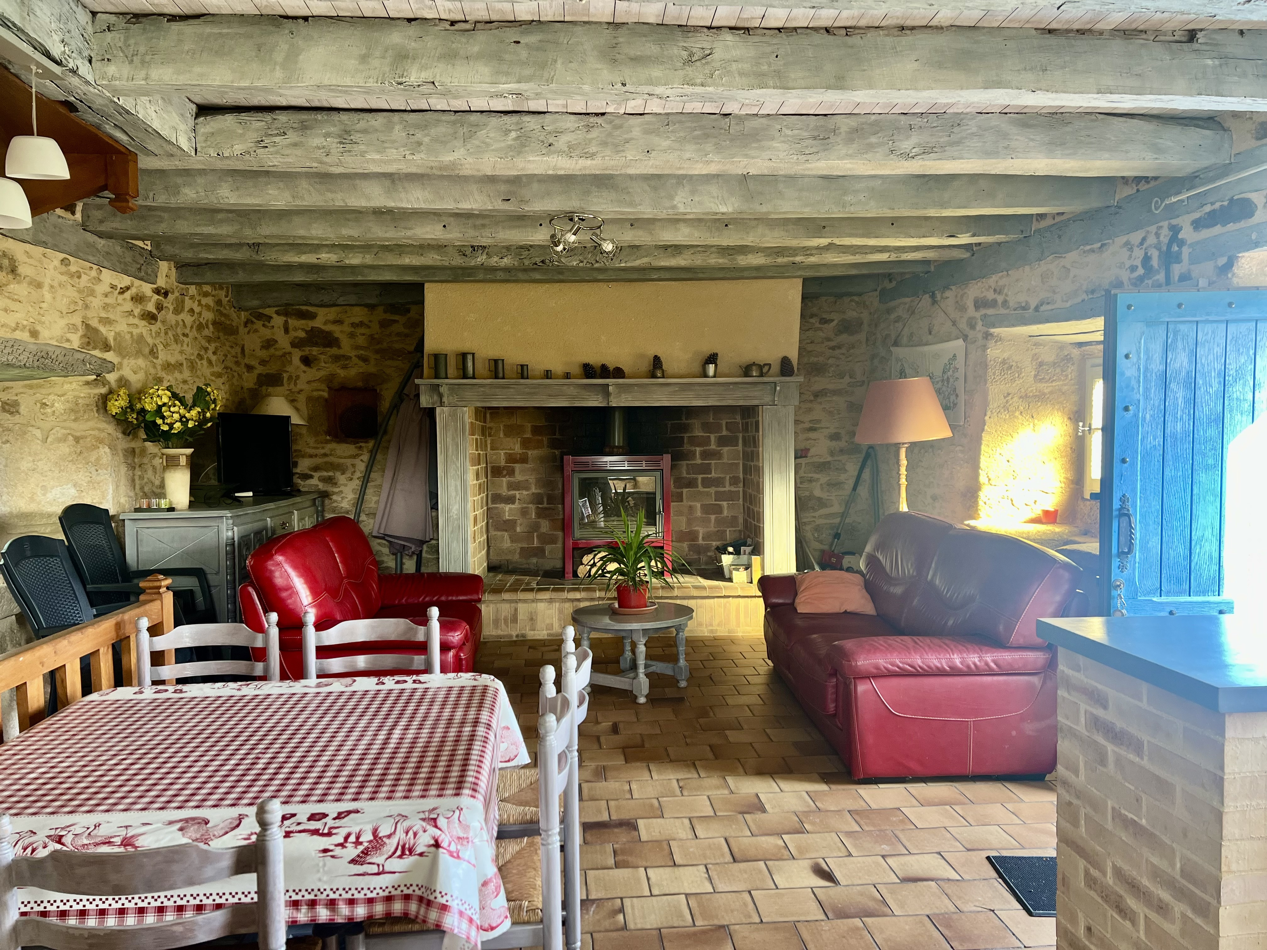 3 Bed, 2 Bath, HouseFor Sale, Villefranche du perigord, Dordogne, Aquitaine, 24550