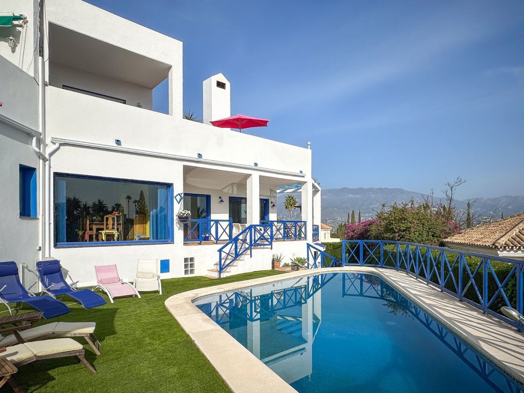 4 Bed, 4 Bath, HouseFor Sale, Mijas Costa, Malaga